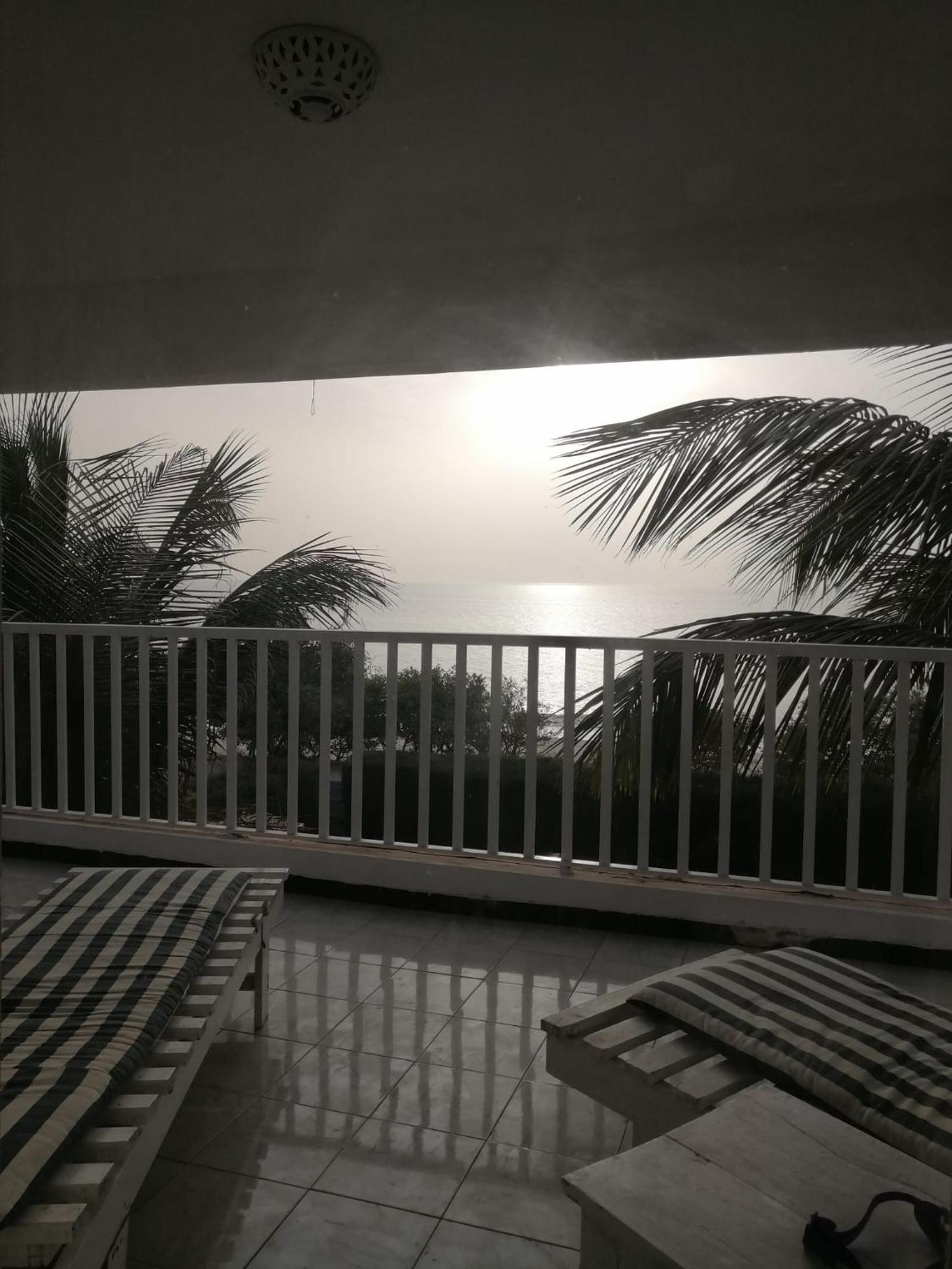 La Villa Sur La Plage Palmarin Bagian luar foto