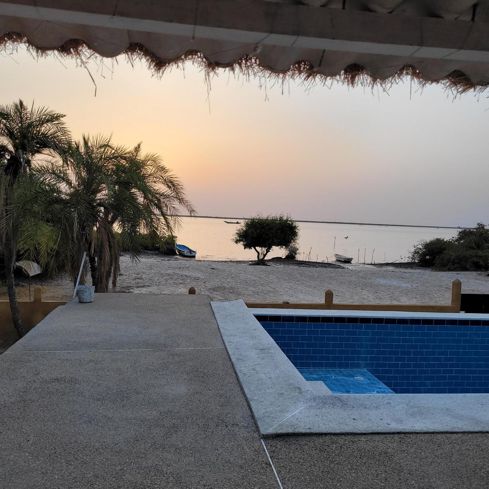 La Villa Sur La Plage Palmarin Bagian luar foto
